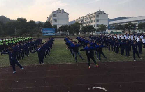 无锡太湖技工学校图片
