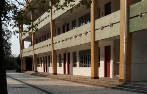 江苏靖江中等专业学校图片
