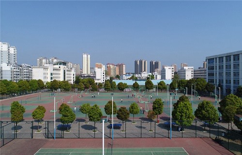 湖北信息工程学校图片