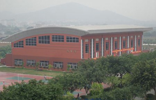 潞西市农业机械化技术学校图片
