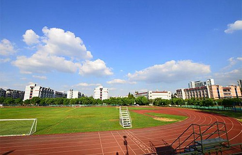 潞西市农业机械化技术学校图片