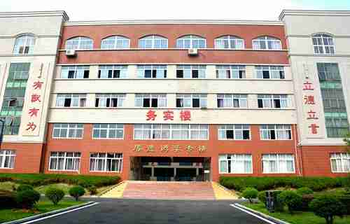 江西华忆电子工业中等专业学校图片