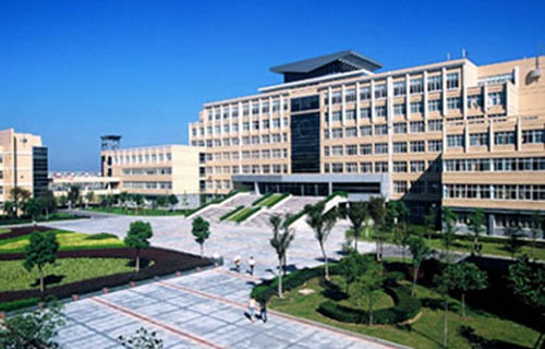 新世纪经贸专修学院图片
