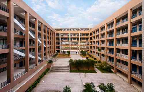 福建商学院图片
