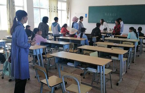 姚安县职业高级中学图片