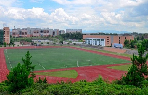 来宾市职业技术学校图片