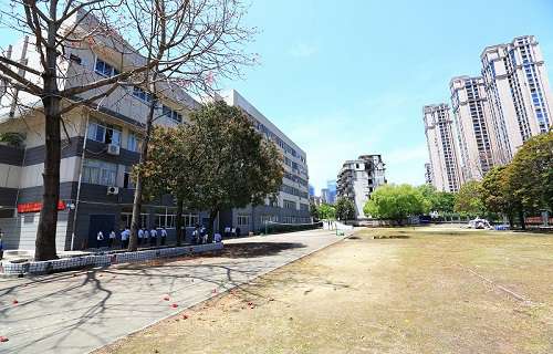 福州对外贸易职业中专学校图片