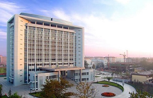 河池市科技职业技术学校图片