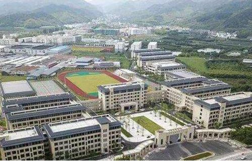 绍兴财经旅游学校图片