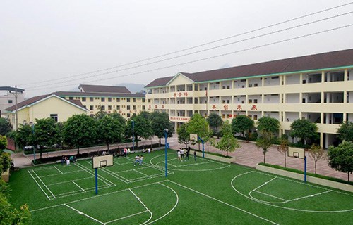 广西河池晨曦技工学校图片