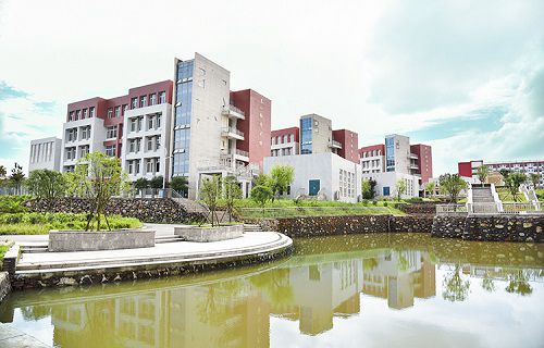 江西省冶金技师学院图片