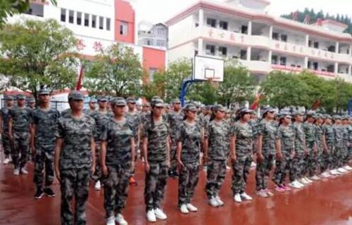 威信县职业中学图片