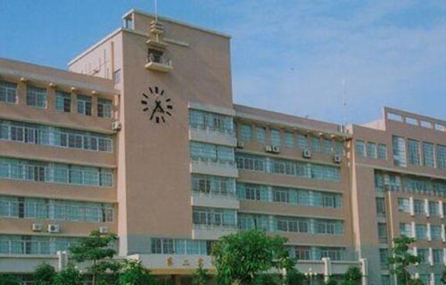河池市金城江区职业技术学校图片
