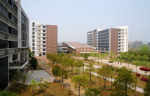 武汉市仪表电子学校图片