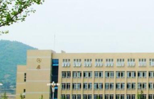 商洛现代职业学校图片