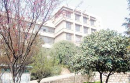 昆明市二商技工学校图片