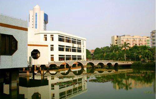 南宁市西津工贸职业技术学校图片