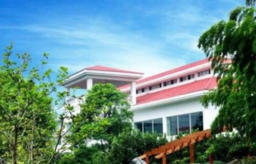 江苏宜兴轻工业学校
