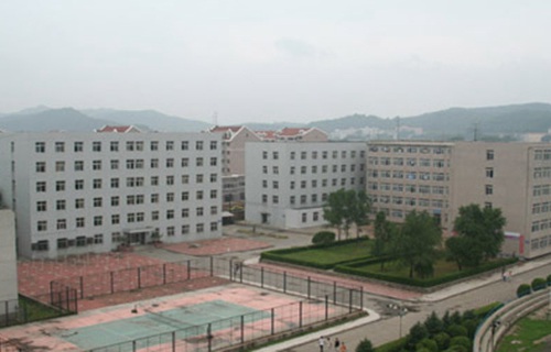 抚顺市财经贸易职业技术学校图片
