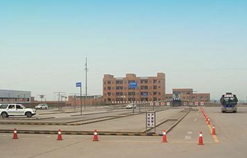 本溪市第一中专图片