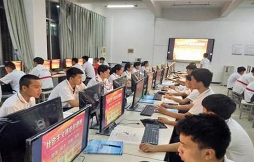 丽江市农业机械化技术学校图片
