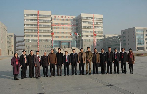 枣庄市劳动局技工学校图片