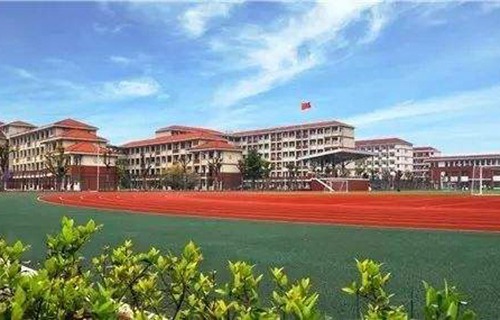 江苏江阴中等专业学校图片