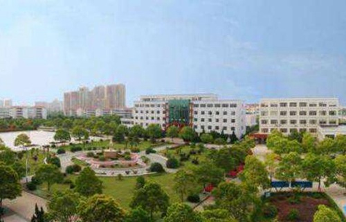 江苏锡山中等专业学校图片