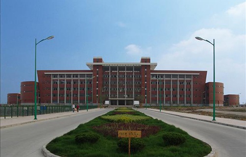 本溪市工业学校图片