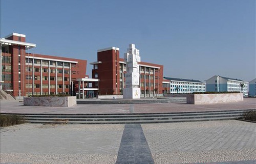 本溪市工业学校图片