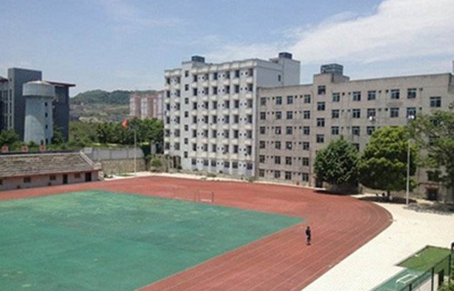 本溪市电子工业学校