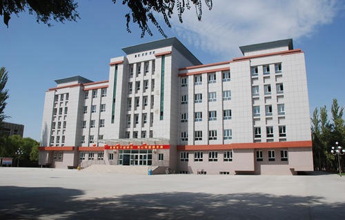 平利县秋坪中等职业技术学校图片
