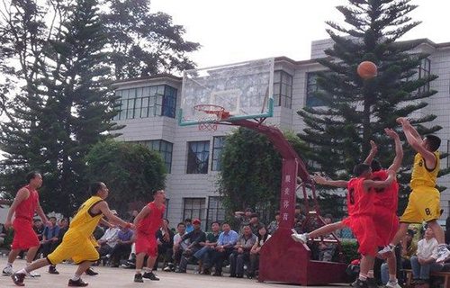 施甸县职业高级中学图片