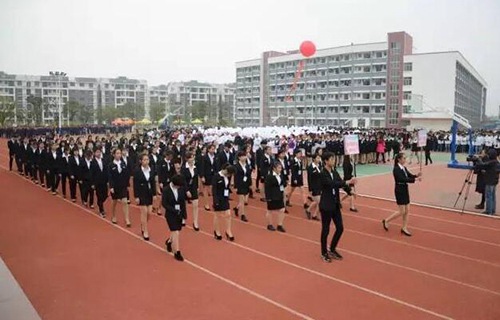 广西商业高级技工学校（广西商业技师学院）图片