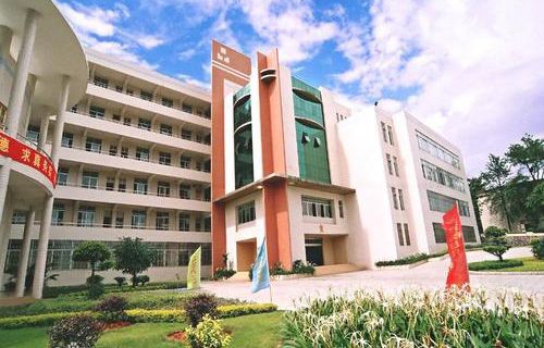 和田职业技术学学校图片