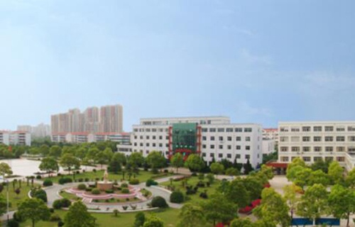 江苏金坛中等专业学校图片