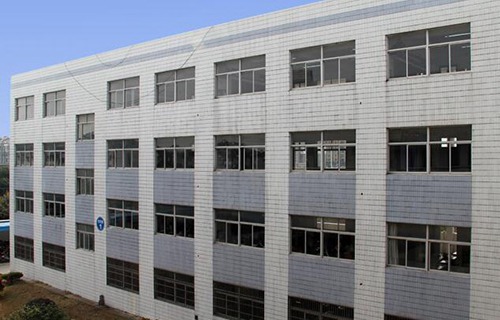 江苏金坛中等专业学校图片