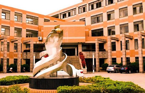 海盐县理工学校图片