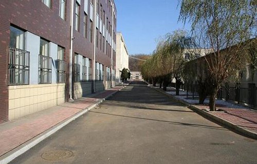 新疆兵团警官高等专科学校图片