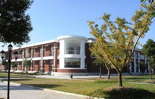 晋城市虹桥技校图片
