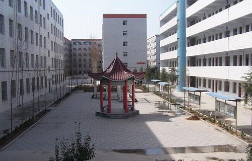 郑州市机电学校图片