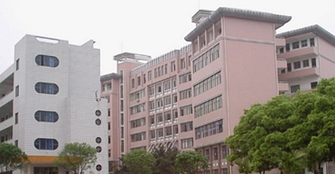 保山市第二职业中学图片