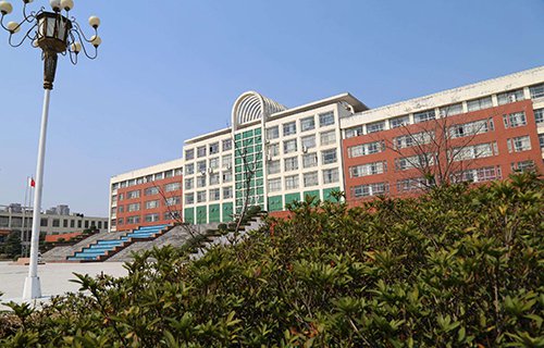 元江县农业机械化技术学校