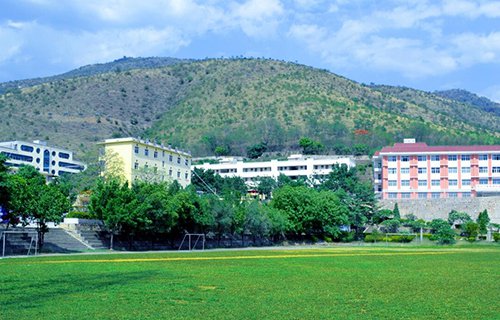 元江县职业高级中学
