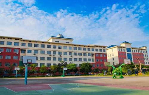 广西南宁高级技工学校(南宁市民族技工学校)图片
