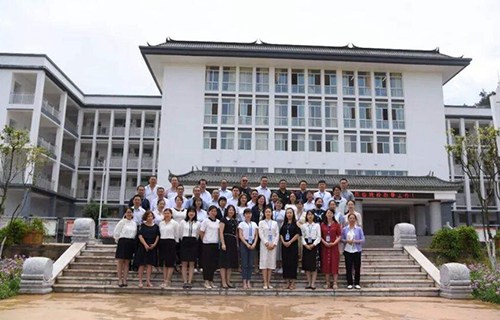 澄江县职业高级中学图片