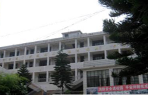 澄江县职业高级中学图片