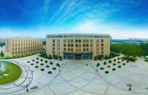 西安市商务职业学校图片