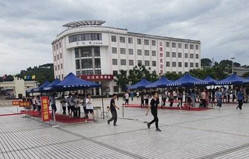 宾阳县职业技术学校图片