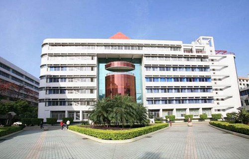 上林县职业技术学校图片